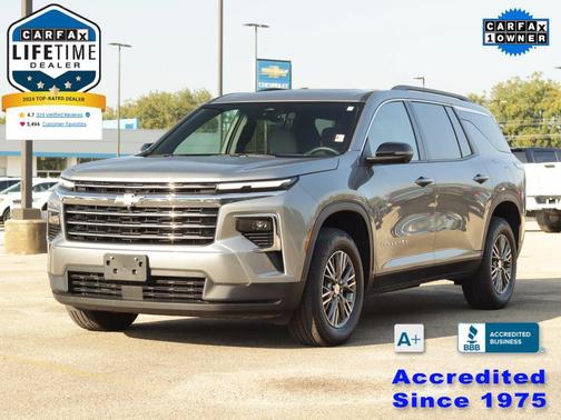 Sterling Gray Metallic 2026 Chevrolet Traverse LT