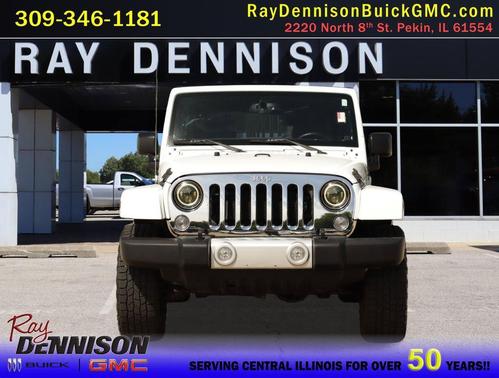 Bright White Clearcoat 2015 Jeep Wrangler Unlimited Sahara
