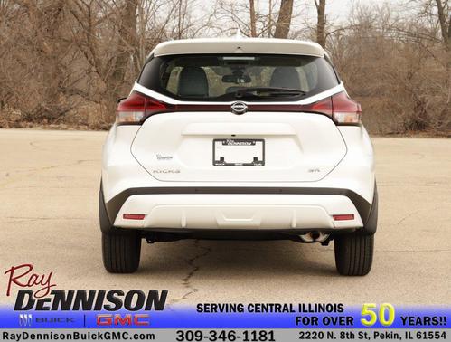 2024 Nissan Kicks SR