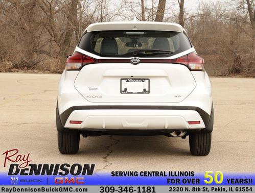 2024 Nissan Kicks SR