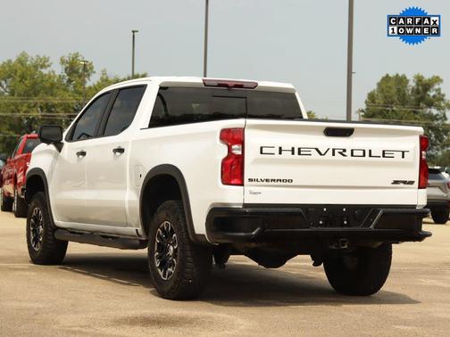 Summit White 2024 Chevrolet Silverado 1500 ZR2