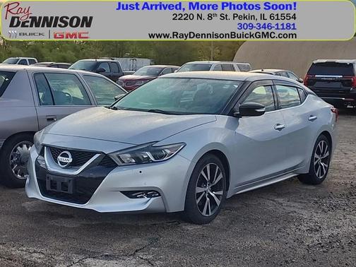 Brilliant Silver 2017 Nissan Maxima 3.5 SV