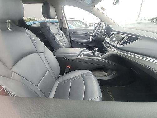 White Frost Tricoat 2021 Buick Enclave FWD Essence