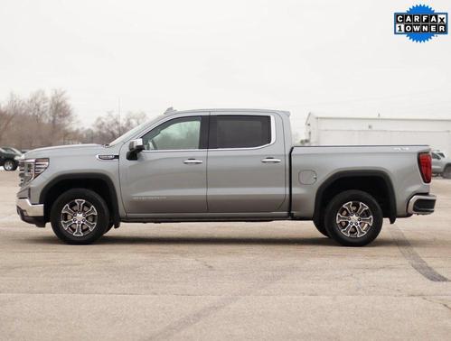 Sterling Metallic 2025 GMC Sierra 1500 SLT