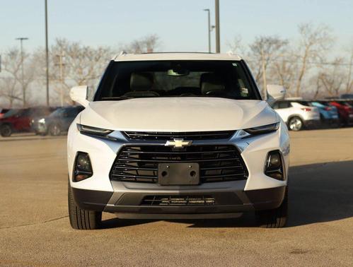 Iridescent Pearl Tricoat 2022 Chevrolet Blazer Premier