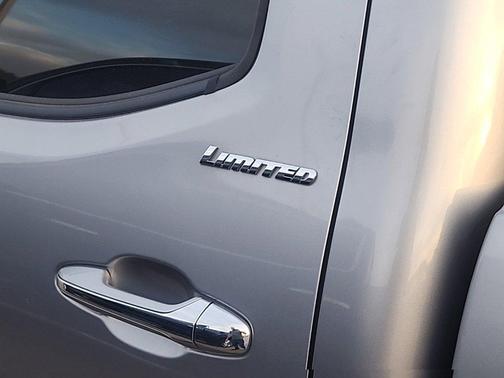 2020 Toyota Tacoma Limited