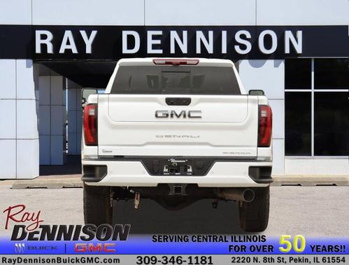 Glacier White Tricoat 2026 GMC Sierra 2500 Denali Ultimate