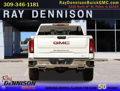 Glacier White Tricoat 2026 GMC Sierra 1500 SLT