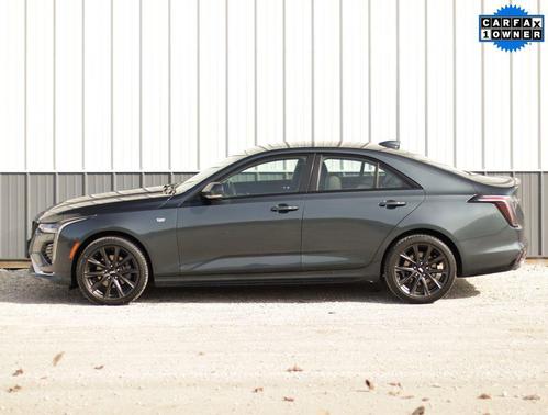 2022 Cadillac CT4 Sport