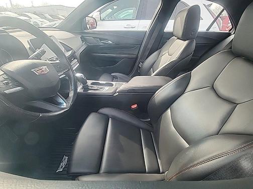 2022 Cadillac CT4 Sport