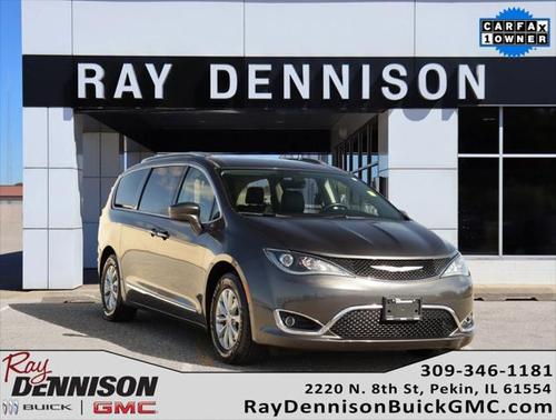 2018 Chrysler Pacifica Touring-L