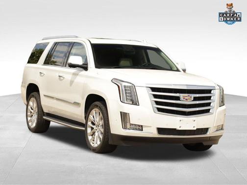 Crystal White Tricoat 2018 Cadillac Escalade Luxury