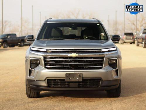 Sterling Gray Metallic 2025 Chevrolet Traverse LT