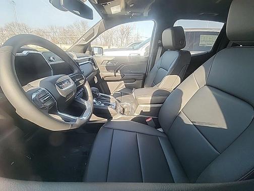 Volcanic Red Tintcoat 2026 GMC Canyon Elevation