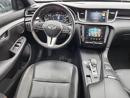 2023 INFINITI QX55 LUXE