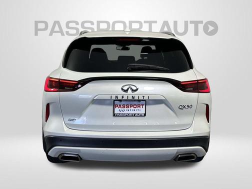 2022 INFINITI QX50 LUXE AWD