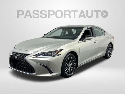 2022 Lexus ES 350 Base