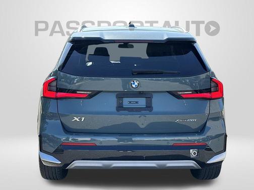 Cape York Green Metallic 2024 BMW X1 xDrive28i