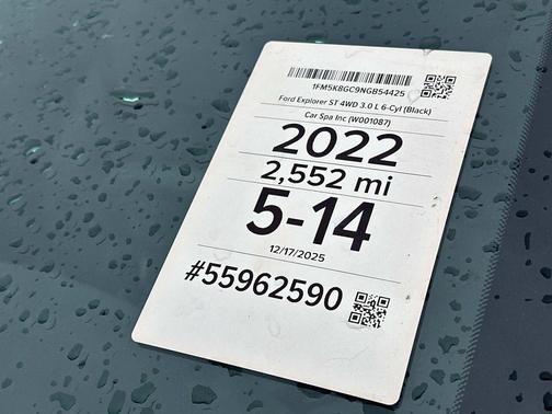 2022 Ford Explorer ST