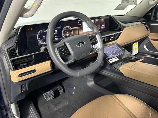 2025 INFINITI QX80 Luxe