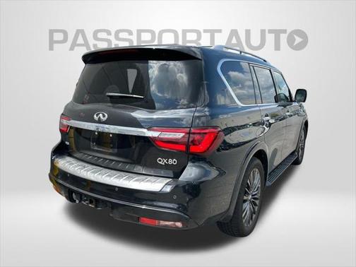 2023 INFINITI QX80 SENSORY AWD