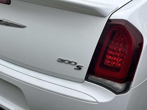2020 Chrysler 300 S