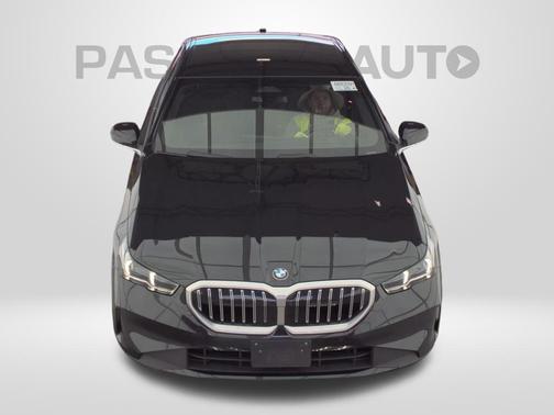Black Sapphire Metallic 2026 BMW 540 xDrive