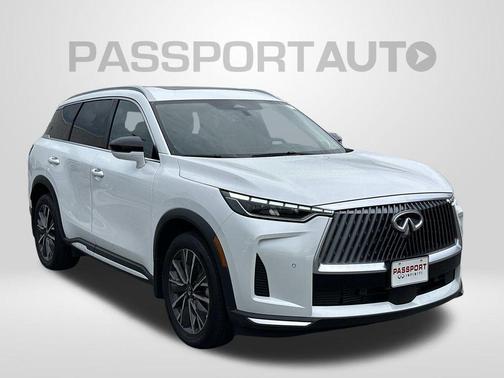 Radiant White 2026 INFINITI QX60 LUXE AWD