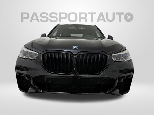 Black Sapphire Metallic 2022 BMW X5 M50i