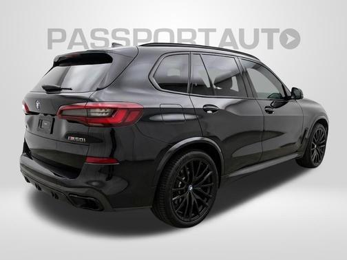 Black Sapphire Metallic 2022 BMW X5 M50i