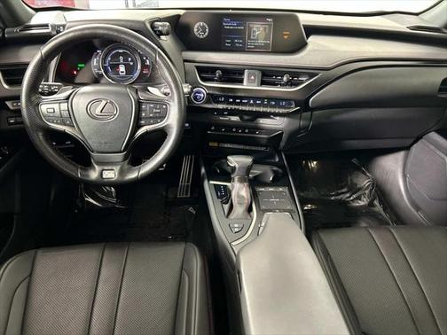2022 Lexus UX 250h F Sport