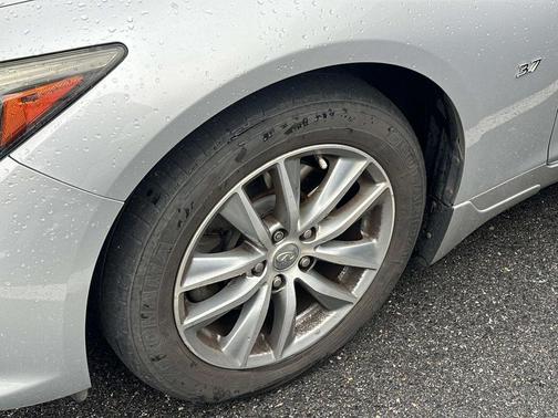 2015 INFINITI Q50 Premium