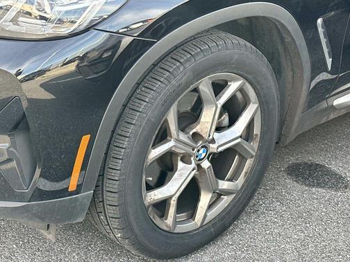 2023 BMW X4 xDrive30i