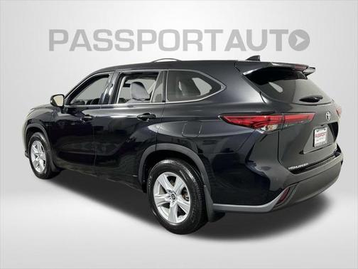 2021 Toyota Highlander LE