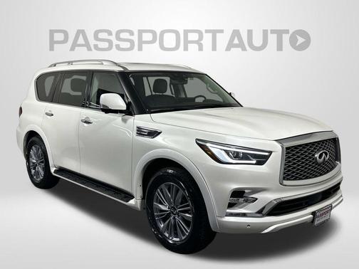 2024 INFINITI QX80 Luxe