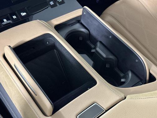 2025 INFINITI QX80 SENSORY AWD