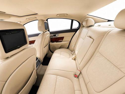 Ebony 2009 Jaguar XF Supercharged