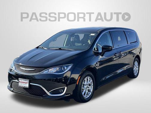 2020 Chrysler Pacifica Touring
