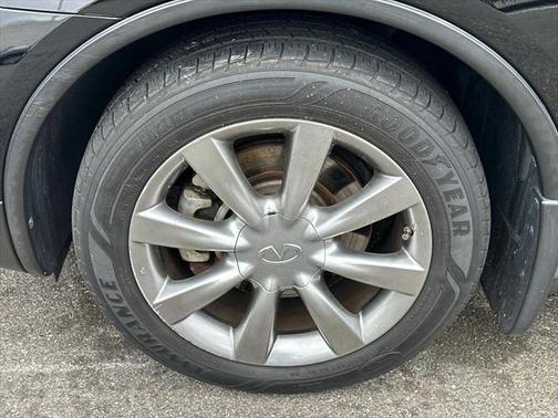 2016 INFINITI QX50 Base
