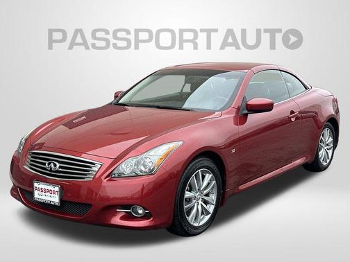 2014 INFINITI Q60 Base