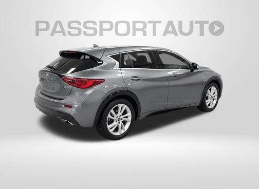 2018 INFINITI QX30 Base