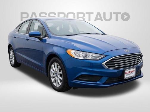 BLUE LIGHTNING 2017 Ford Fusion S