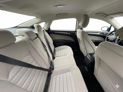 BLUE LIGHTNING 2017 Ford Fusion S
