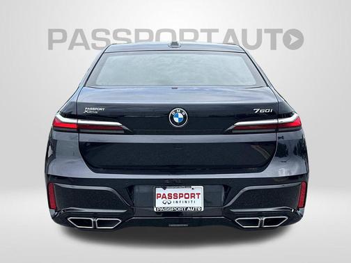 Carbon Black Metallic 2023 BMW 760 i xDrive