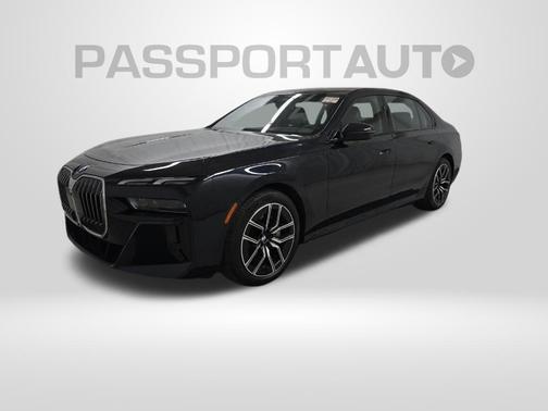 Carbon Black Metallic 2023 BMW 760 i xDrive