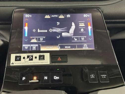 2025 INFINITI QX80 Luxe