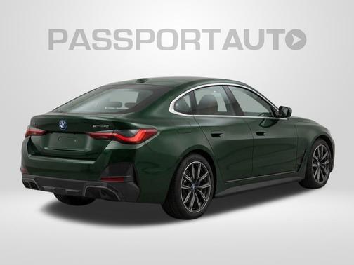 San Remo Green Metallic 2023 BMW i4 Gran Coupe eDrive35
