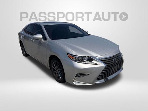 Silver Lining Metallic 2018 Lexus ES 350 Base