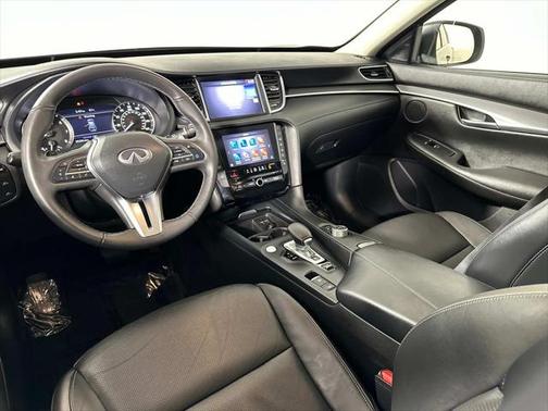 2022 INFINITI QX50 LUXE AWD