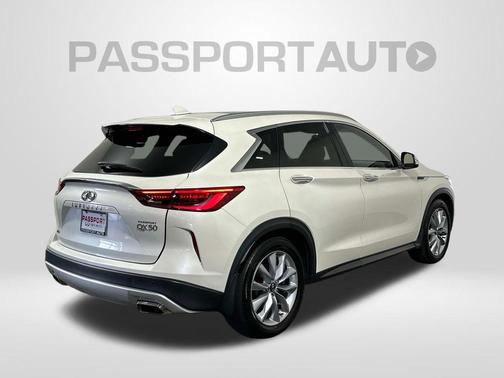 2021 INFINITI QX50 LUXE AWD